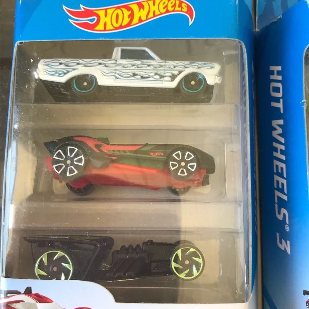 3 Pack Hot Wheels Lot of 2 (A)